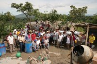 Community members volunteering at Las Delicias water project.